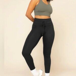 Women’s Popflex Black High Waisted Cargo 25" Leggings with Pockets Size 2X